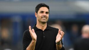 Arteta sẽ ở lại Emirates