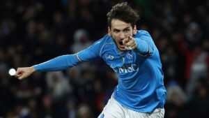 PSG muốn có Kvaratskhelia