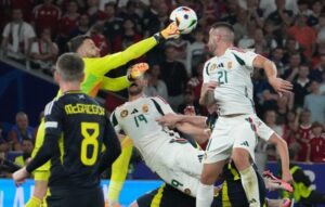 Các cầu thủ cần nâng cao ý thức trong từng cuộc chạm trán