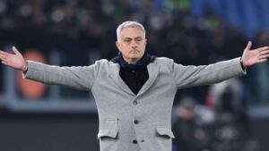 Dự đoán của ông Mourinho khiến người hâm mộ đội tuyển Italia cảm thấy lo lắng